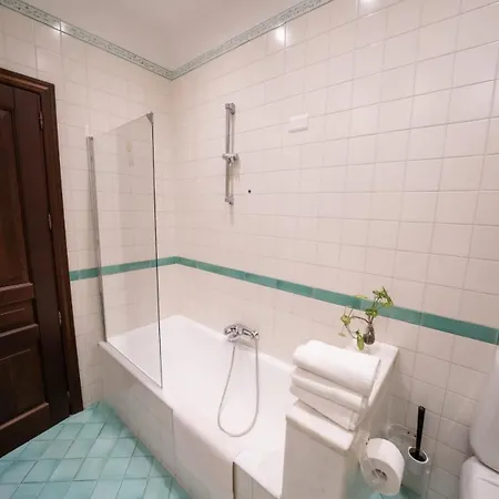 Apartament Avernum *